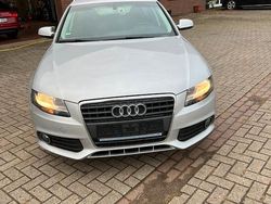 Silber Gebraucht 2011 Audi A4 Ambiente Kombi | 8.000 € (Fairer Preis)