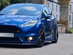 Blau Gebraucht 2014 Ford Fiesta ST Kleinwagen | 15.000 €