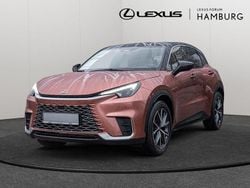 Rot Neu 2025 Lexus LBX SUV | 34.990 € (Etwas zu teuer)