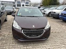 Schwarz Gebraucht 2012 Peugeot 208 Active Kleinwagen | 1.950 € (Superpreis)