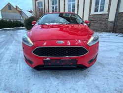 Rot Gebraucht 2015 Ford Focus Kombi | 3.750 € (Etwas zu teuer)