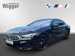 Black sapphire metallic Gebraucht 2022 BMW 840 Performance Coupé | 57.900 € (Superpreis)
