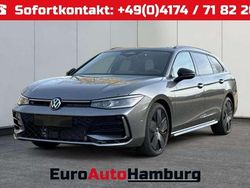 Diabasgrau metallic/grau Neu 2025 VW Passat R-line Kombi | 49.080 € (Guter Preis)