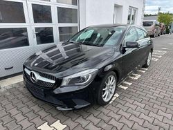 Nachtschwarz Gebraucht 2015 Mercedes CLA180 Urban Limousine | 16.990 € (Guter Preis)