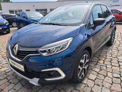 Blau Gebraucht 2019 Renault Captur Collection SUV | 13.380 € (Fairer Preis)