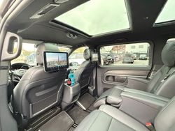 Grau Gebraucht 2020 Mercedes V300 Exclusive Van / Kleinbus | 56.990 € (Etwas zu teuer)