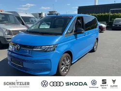 Blau Gebraucht 2022 VW T7 Life Van | 41.950 € (Superpreis)