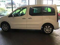 Weiß Gebraucht 2016 Citroën Berlingo SELECTION Van / Kleinbus | 19.250 €