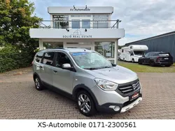 Silber Gebraucht 2015 Dacia Lodgy Stepway Van / Kleinbus | 6.700 € (Fairer Preis)