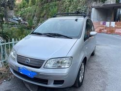 Silber Gebraucht 2006 Fiat Idea Emotion Van / Kleinbus | 3.300 € (Etwas zu teuer)