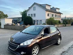 Braun Gebraucht 2012 Peugeot 208 Kleinwagen | 4.099 € (Fairer Preis)