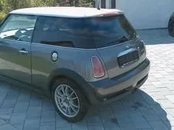 Grau Gebraucht 2002 Mini Cooper S Kleinwagen | 3.200 €