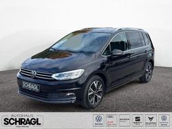 Deep black perleffekt Gebraucht 2022 VW Touran Highline Van / Kleinbus | 28.475 € (Fairer Preis)