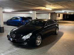 Schwarz Gebraucht 2006 Mercedes CLS350 Coupé | 6.999 €