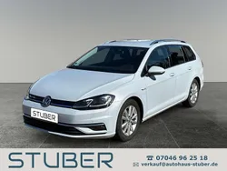 White silver metallic Gebraucht 2019 VW Golf VII Comfortline Kombi | 16.690 € (Fairer Preis)