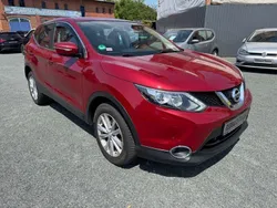 Rot Gebraucht 2014 Nissan Qashqai Acenta SUV | 11.999 € (Fairer Preis)