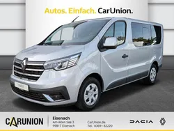 Highlandgrau metallic Gebraucht 2023 Renault Trafic Life Van | 37.480 € (Etwas zu teuer)