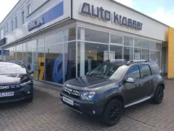 Blau Gebraucht 2015 Dacia Duster Prestige SUV | 10.990 € (Teuer)