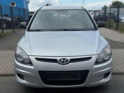Silber Gebraucht 2010 Hyundai i30 Edition+ Limousine | 3.990 € (Guter Preis)
