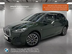Grün Gebraucht 2024 BMW 218 Active Tourer Luxury Line Van / Kleinbus | 29.920 € (Guter Preis)