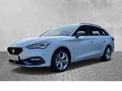 Weiß Gebraucht 2023 Seat Leon ST 4Drive Kombi | 26.490 € (Fairer Preis)