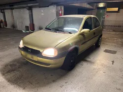 Gold Gebraucht 2000 Opel Corsa Kleinwagen | 500 € (Fairer Preis)