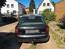 Schwarz Gebraucht 2003 Audi A4 S-Line Kombi | 1.500 € (Guter Preis)