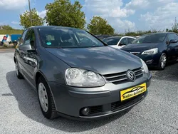 Grau Gebraucht 2007 VW Golf V Limousine | 2.000 € (Guter Preis)