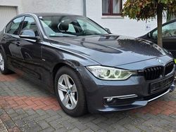 Grau Gebraucht 2012 BMW 320 Sport Line Limousine | 11.999 € (Guter Preis)