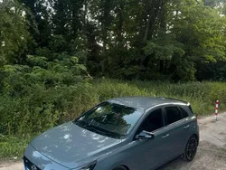 Grau Gebraucht 2020 Hyundai i30 Limousine | 23.999 € (Guter Preis)