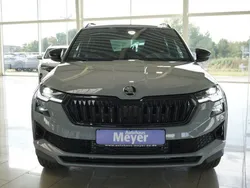 Stahl grau Neu 2025 Skoda Karoq SportLine SUV | 38.710 € (Guter Preis)