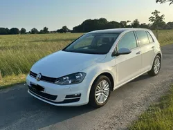 Weiß Gebraucht 2015 VW Golf VII Cup Limousine | 10.300 € (Guter Preis)