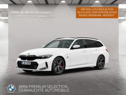 Weiß Gebraucht 2022 BMW 330e M Sport Kombi | 37.999 € (Fairer Preis)