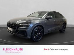 Grau Gebraucht 2021 Audi Q8 S-Line SUV | 62.980 € (Etwas zu teuer)