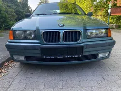 Grün Gebraucht 1997 BMW 323 Sport Line Limousine | 9.495 € (Superpreis)