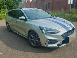Silber Gebraucht 2021 Ford Focus ST-Line Kombi | 15.000 € (Fairer Preis)
