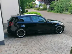 Schwarz Gebraucht 2010 BMW 116 Performance Kleinwagen | 7.900 € (Teuer)