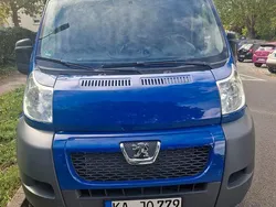 Blau Gebraucht 2012 Peugeot Boxer Van | 7.900 € (Etwas zu teuer)