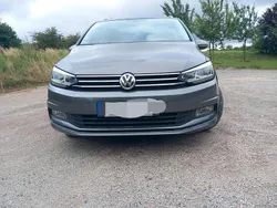 Grau Gebraucht 2015 VW Touran Comfortline Van / Kleinbus | 13.500 € (Fairer Preis)