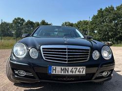 Schwarz Gebraucht 2008 Mercedes E220 Avantgarde Limousine | 8.400 € (Etwas zu teuer)