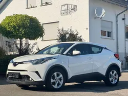 Super (pure) white ii Gebraucht 2019 Toyota C-HR SUV | 13.490 € (Fairer Preis)