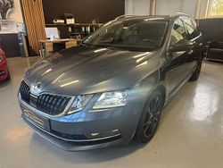 Grau Gebraucht 2019 Skoda Octavia Kombi | 17.000 € (Fairer Preis)