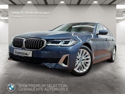 Blau Gebraucht 2022 BMW 530e Kombi | 36.290 € (Fairer Preis)