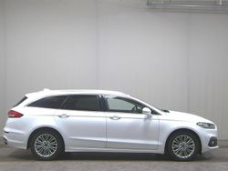 Weiss Gebraucht 2020 Ford Mondeo Titanium Limousine | 12.980 € (Guter Preis)