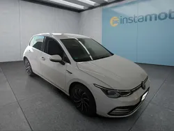 Weiß Gebraucht 2020 VW Golf VII Kleinwagen | 20.399 € (Fairer Preis)