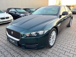Grün Gebraucht 2016 Jaguar XE Limousine | 14.900 € (Guter Preis)