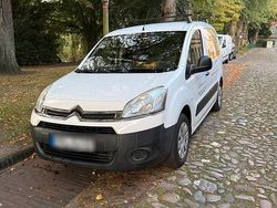 Weiß Gebraucht 2013 Citroën Berlingo Van / Kleinbus | 4.100 € (Etwas zu teuer)