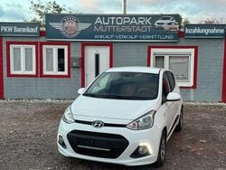 Weiß Gebraucht 2016 Hyundai i10 Passion Kleinwagen | 5.690 € (Guter Preis)