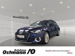 Blau (navarrablau) Gebraucht 2024 Audi A3 Sportback Ambiente Limousine | 27.550 € (Guter Preis)