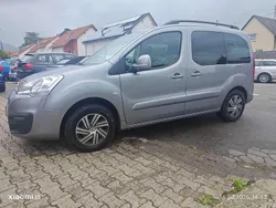 Gris artense Gebraucht 2018 Citroën Berlingo Shine Van / Kleinbus | 9.495 € (Fairer Preis)